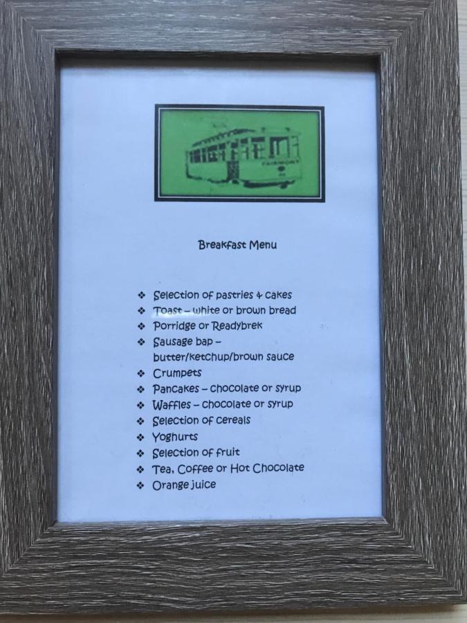 Number 40 - No Multiple Room Bookings 黑潭 外观 照片